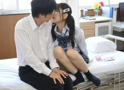 Nam sinh yếu đuối được khoa khôi đè ra địt giữa lớp